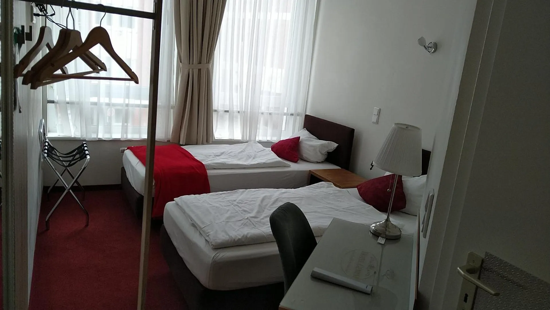 ***  Hotel Gemini Düsseldorf Alemania
